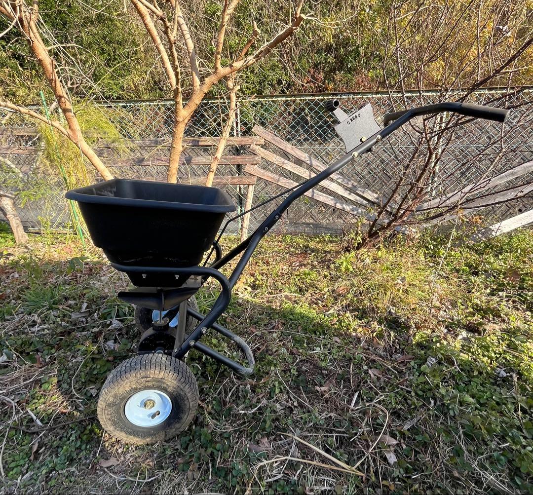 肥料散布機　ミナト電機工業