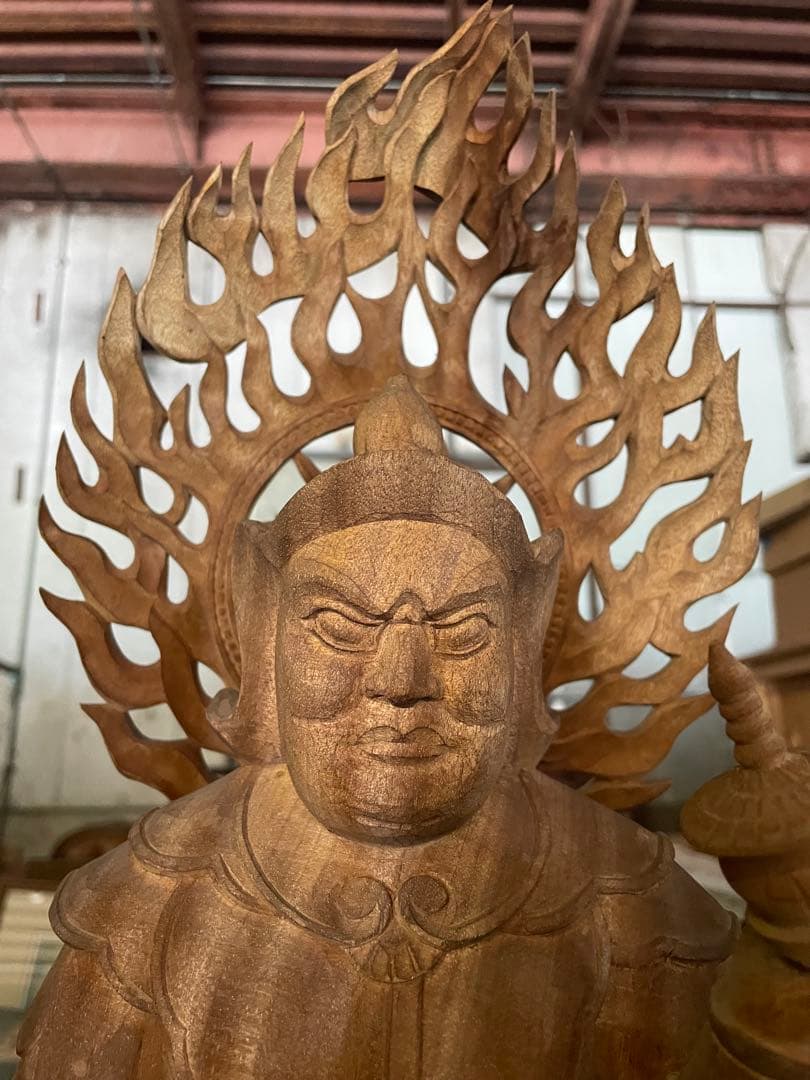 不動明王立像　２体　高さ67cm 仏教美術 仏像 木彫 寺院