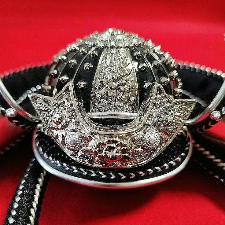 ✨美品！五月人形一式 兜 飾り [ 白金向い龍 ] こどもの日 端午の節句