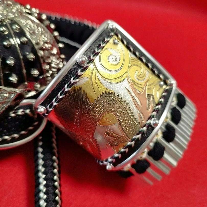 ✨美品！五月人形一式 兜 飾り [ 白金向い龍 ] こどもの日 端午の節句