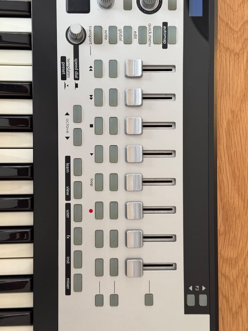 Novation 49SL MkII MIDIキーボード