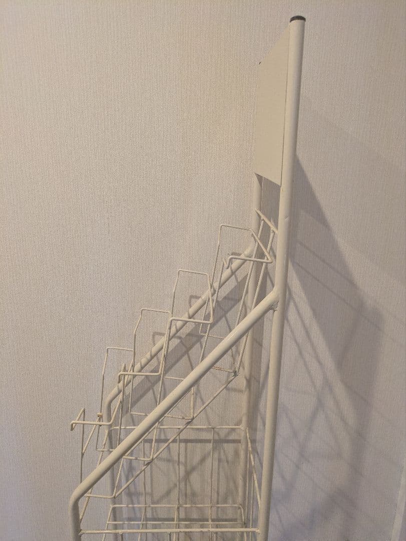 う*ご様 D&DEPARTMENT購入 USEDマガジンラック - メルカリ