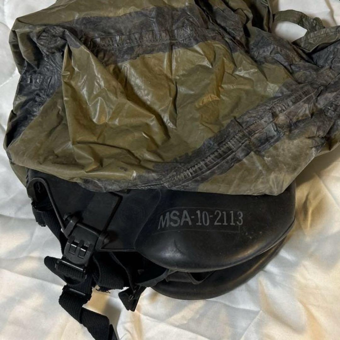 ガスマスクと水筒（M17A1ガスマスク、バッグ）＆水筒（1QTキャン