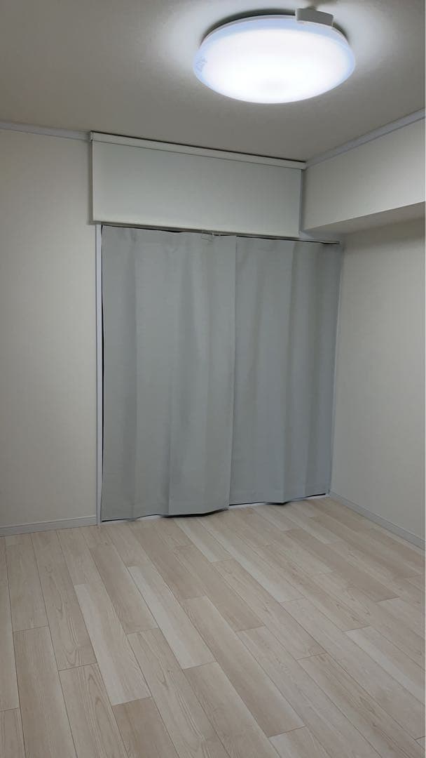 ひだ無し遮光フラットカーテン