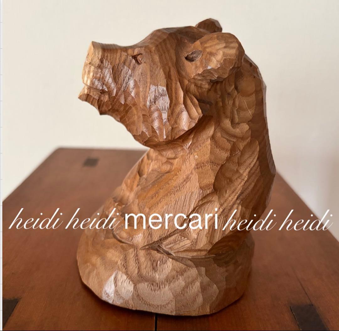 あとぐちさん 木彫りくま