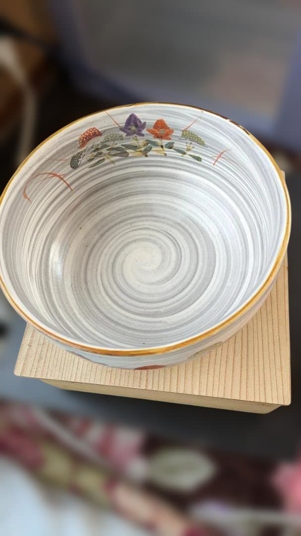 陶器 深皿 新品未使用 桐の箱に入ってます