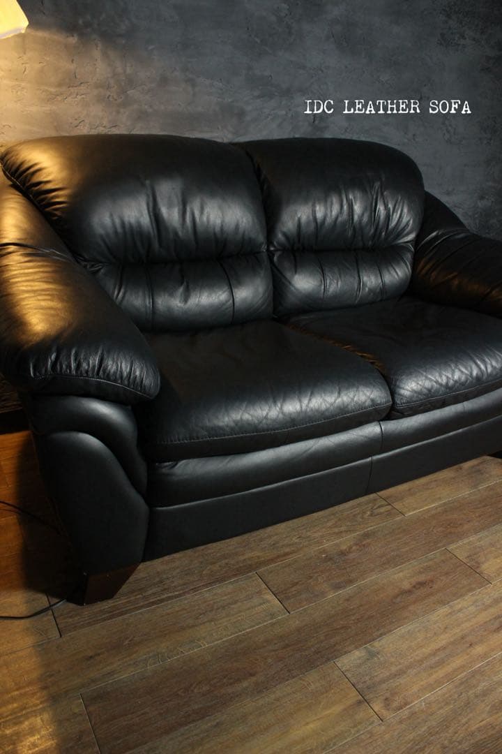 首都圏送無料〜 売り切り特価 IDC 大塚家具 ブラックレザーソファ2台セット