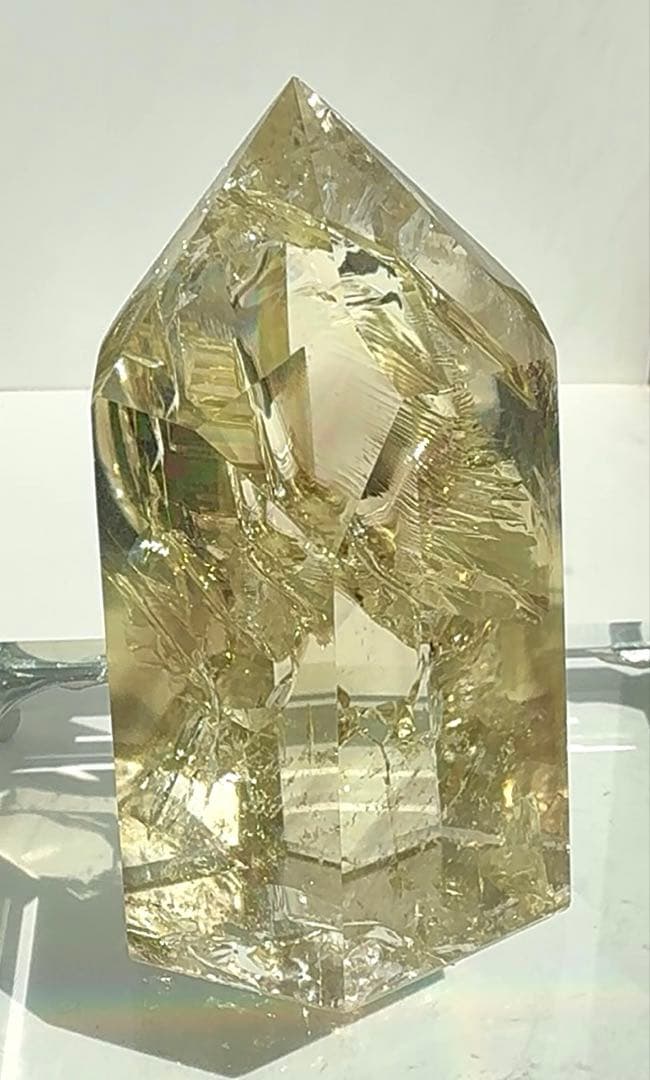 こより　シトリン　タワー　ファントム　虹　レインボー　六角柱　黄水晶