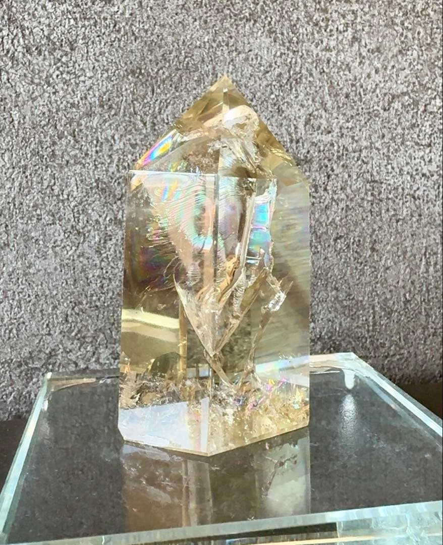 こより　シトリン　タワー　ファントム　虹　レインボー　六角柱　黄水晶