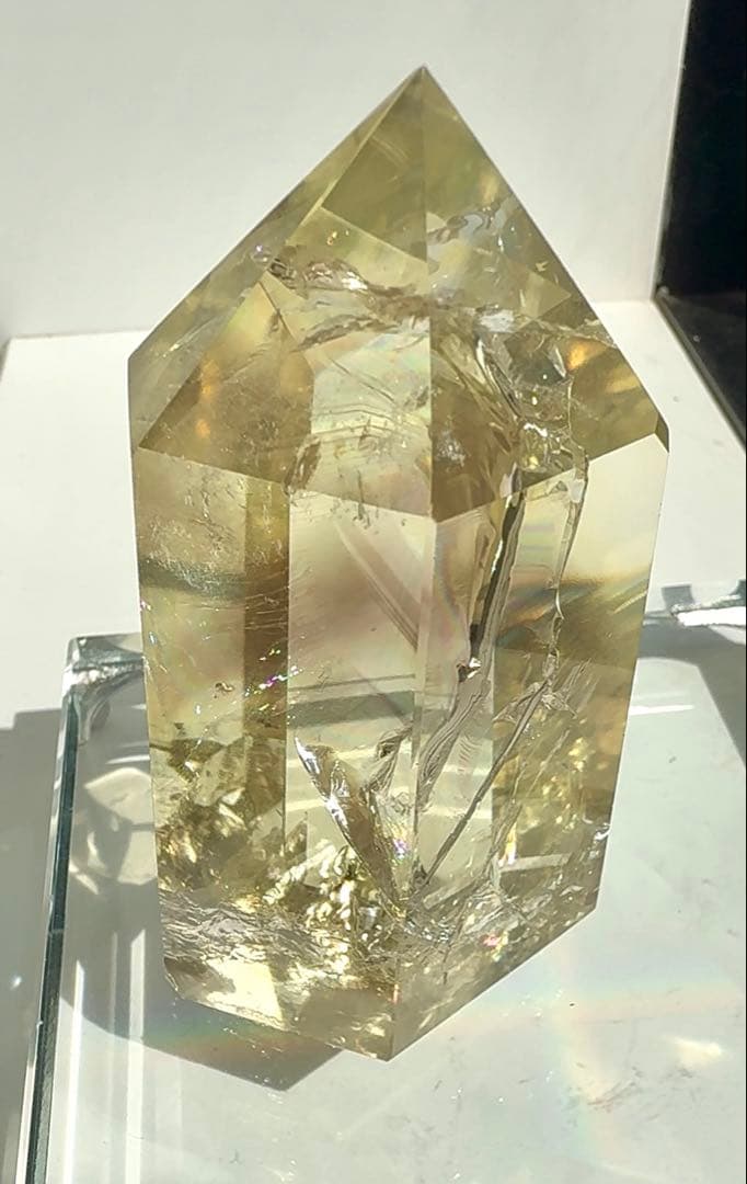 こより　シトリン　タワー　ファントム　虹　レインボー　六角柱　黄水晶