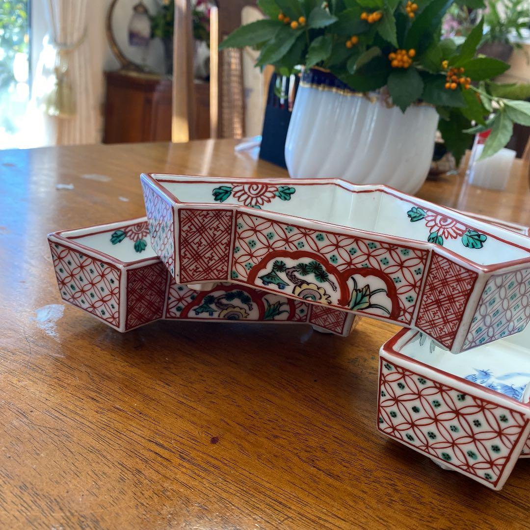 馴染みの骨董店で板だあ多物です、とても気に入っておりますが、断捨離決意しました？