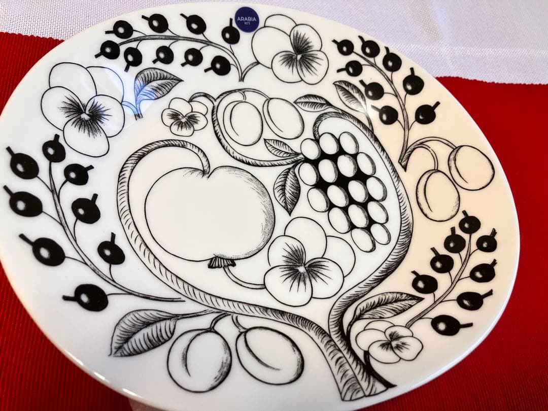 【未使用品新品】ARABIA Paratiisi25cm ￼ブラックプレート3枚