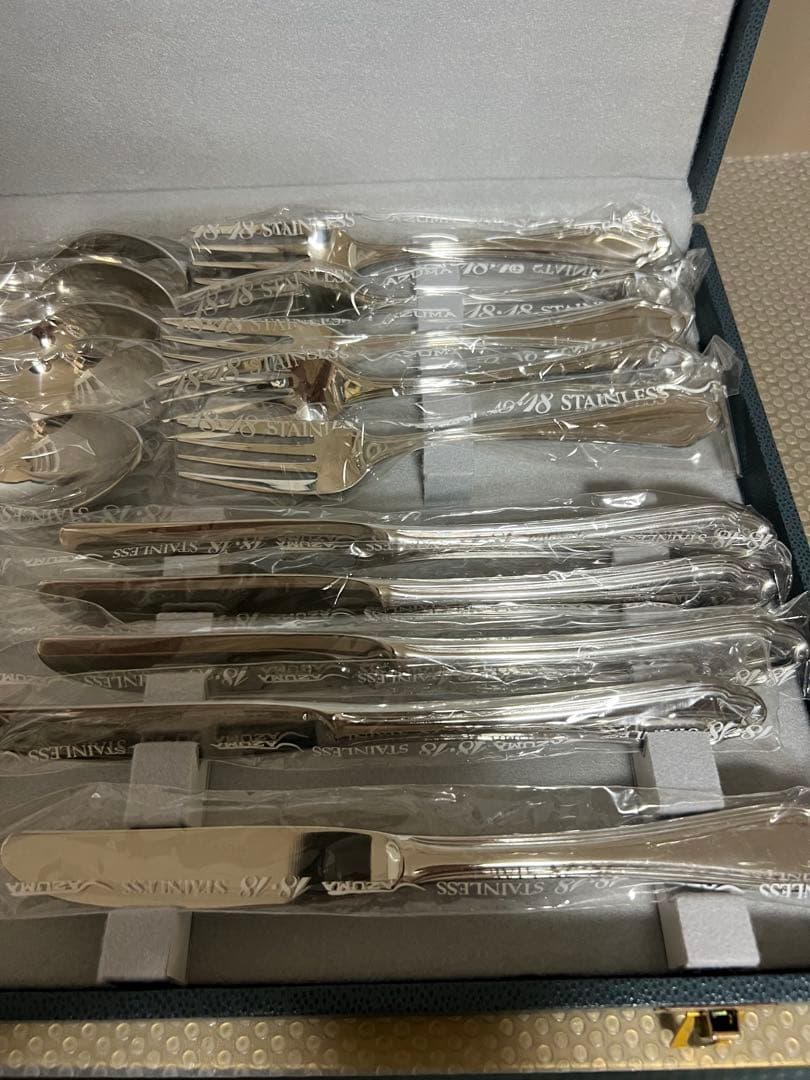 アズマ　カトラリーセット　エンプレス 18-18ディナーセット〈20本〉