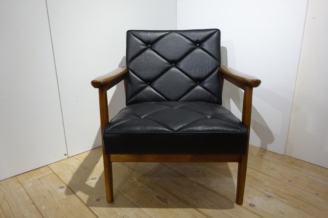 カリモク WS1120BW 1Pソファ アームチェア （黒・レザー） A 美品