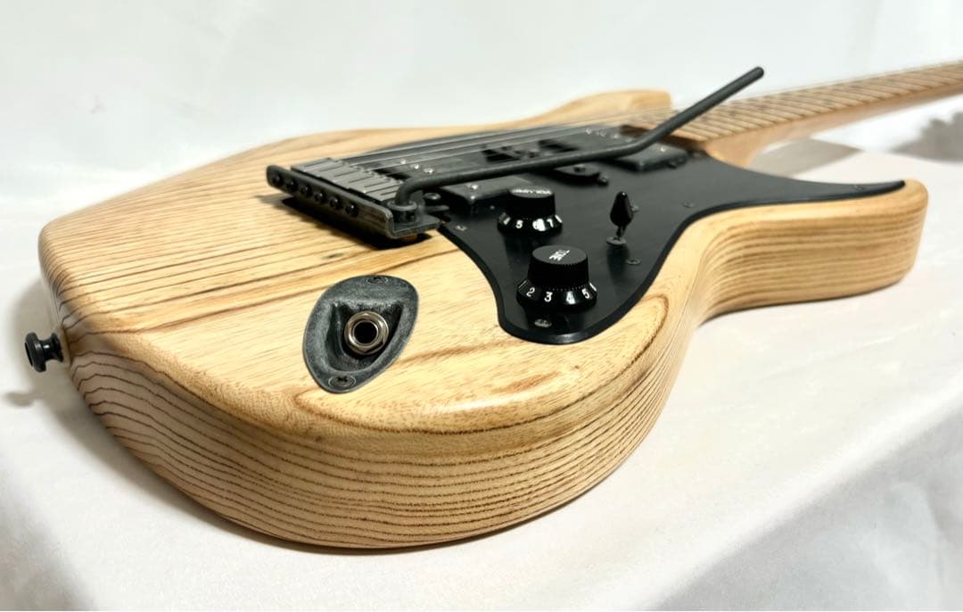 新品弦張替済】Cort ハイラムブロック シグネイチャーモデル - メルカリ