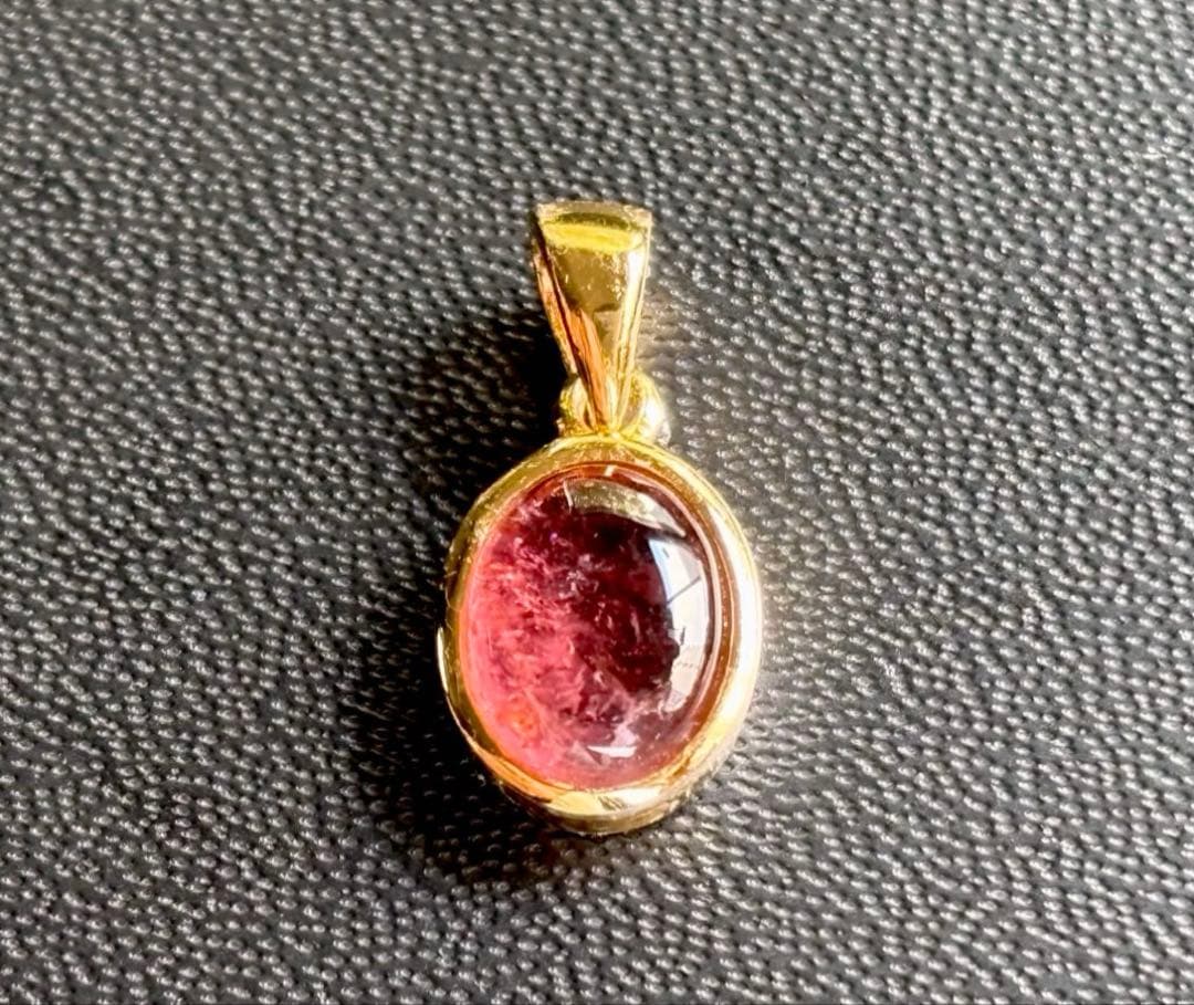 訳あり特価　究極品質　運命のソウルメイトを引き寄せる愛の宝石　ルベライトのPT