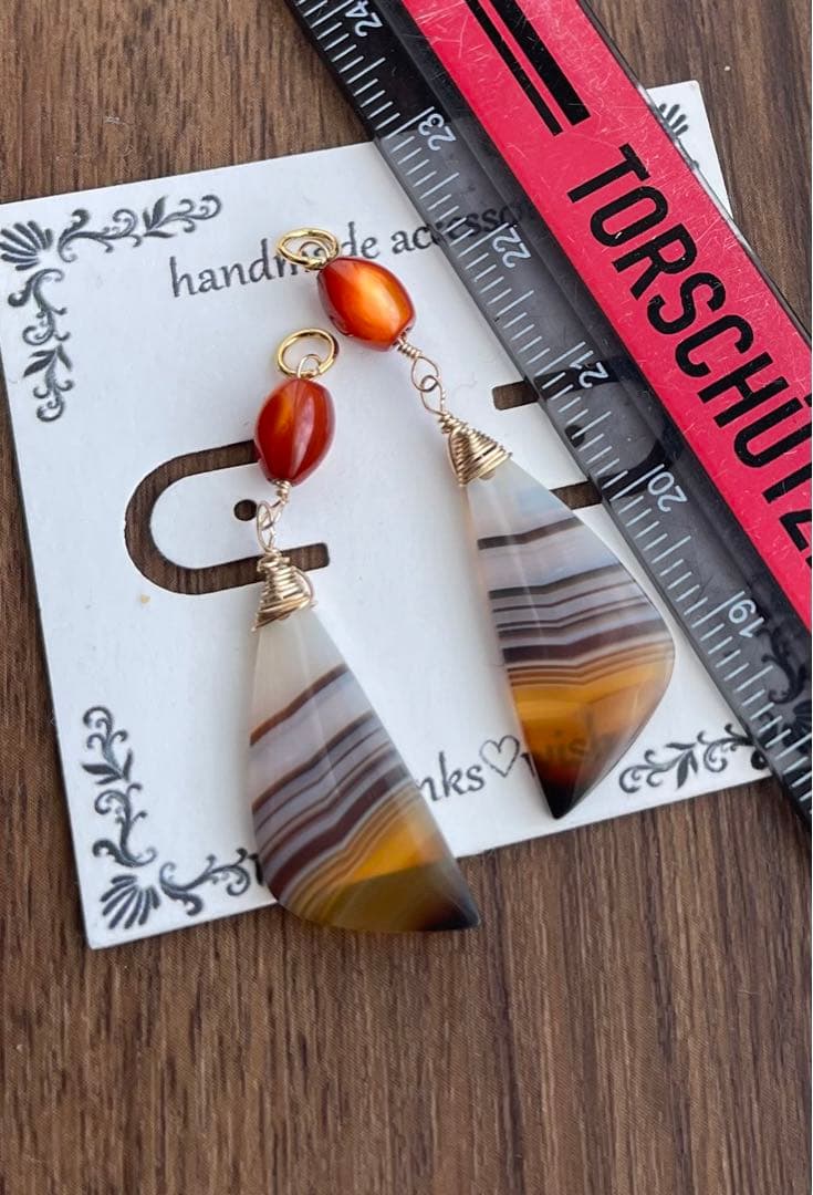 オカピ柄アゲートと天然琥珀大ぶりピアスチャーム·͜· ︎︎