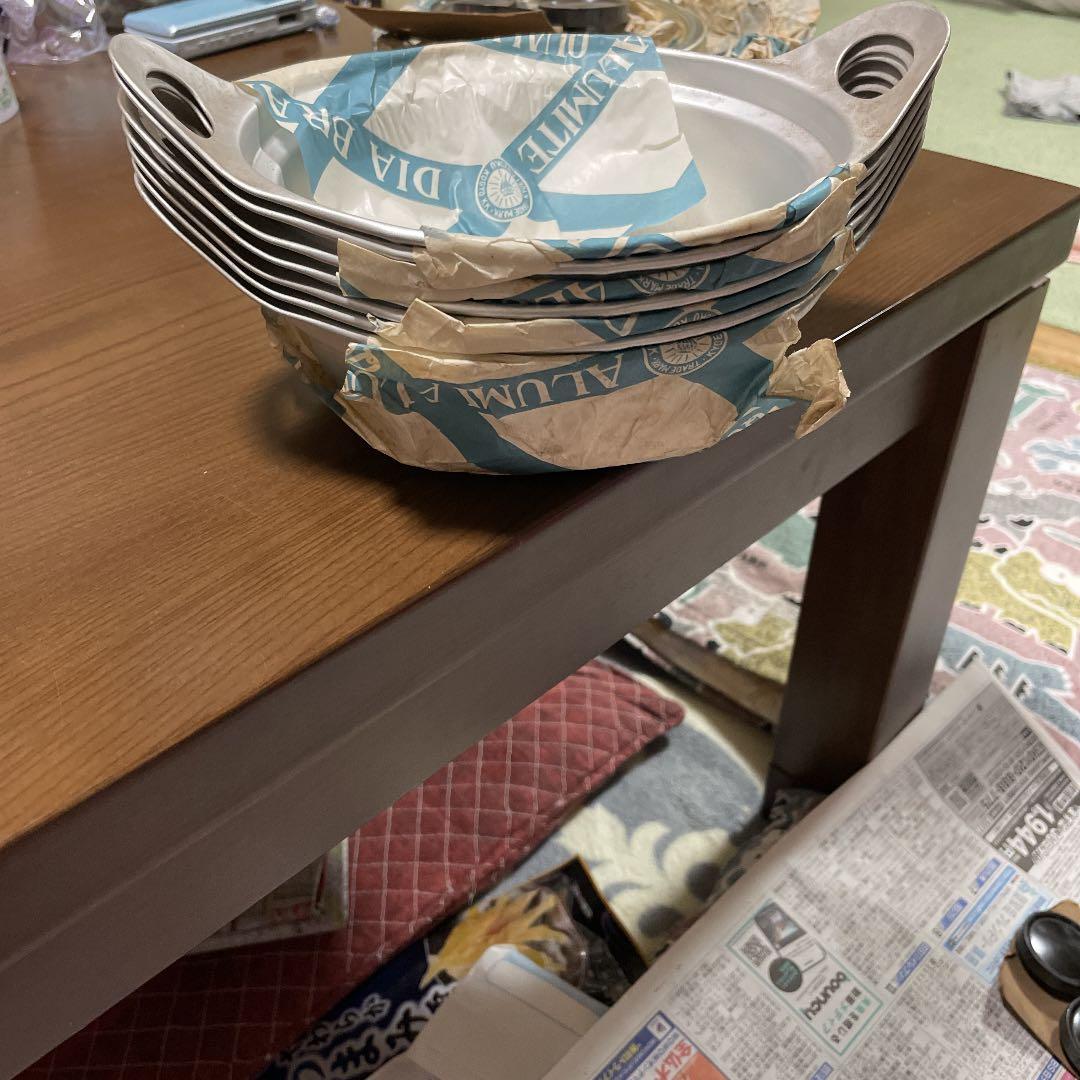 ラーメンどんぶりと他バラ売り可能レトロ食器あり‼️