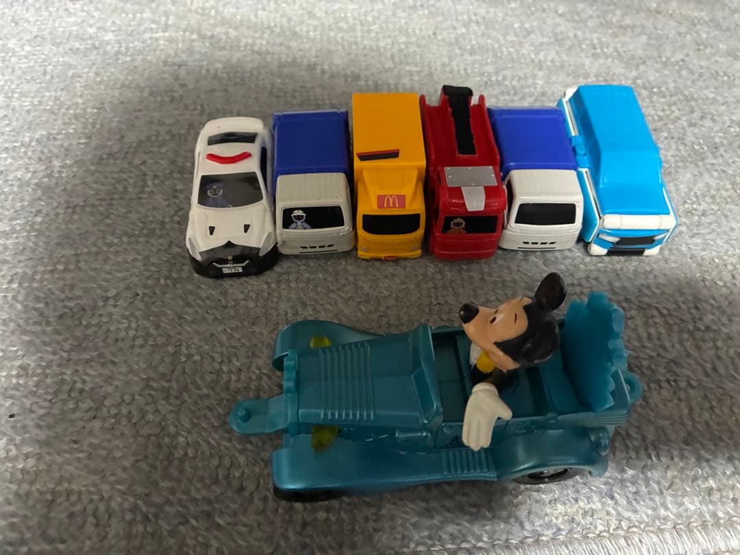 マクドナルドキャラクター非売品かなり大量 - メルカリ