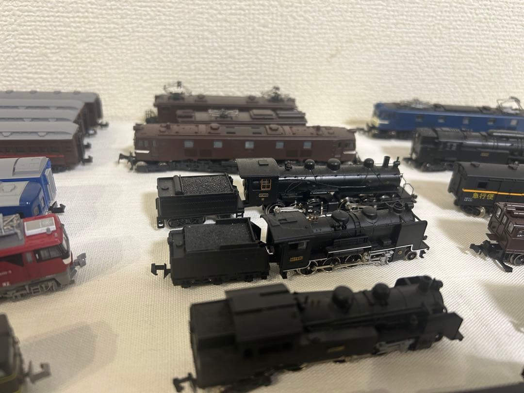 緑8244 Nゲージ規格の鉄道模型と線路セット 約40両 - メルカリ