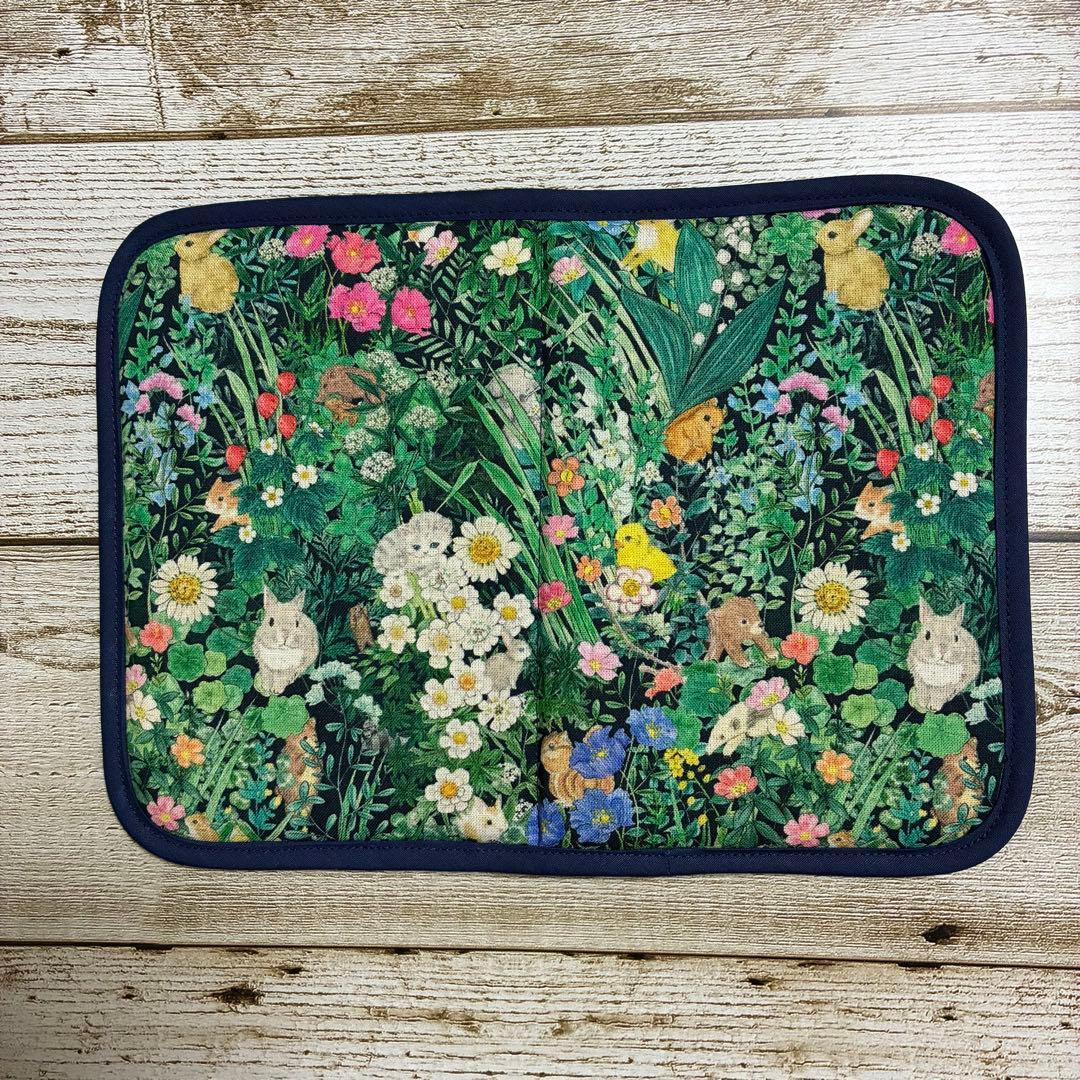 ユキエモン ボタニカルフラワー ハンドメイド お薬手帳ケース - メルカリ