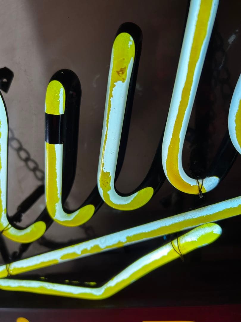 クアーズエクストラゴールド、ミラージェニュインドラフト、コロナ ネオン管