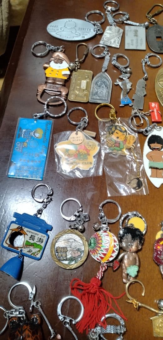昭和、レトロキーホルダー47個まとめ売りです。