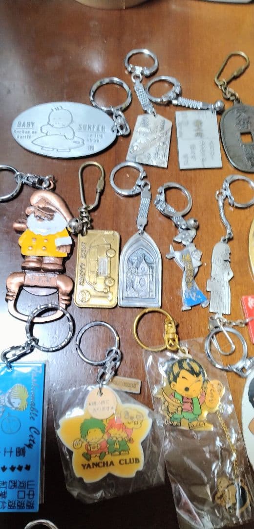 昭和、レトロキーホルダー47個まとめ売りです。