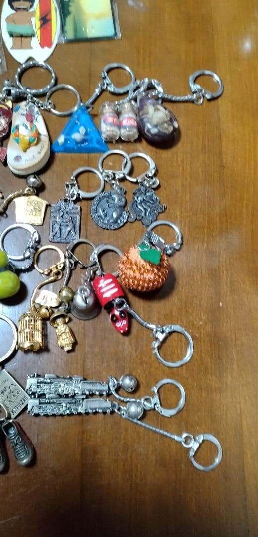 昭和、レトロキーホルダー47個まとめ売りです。