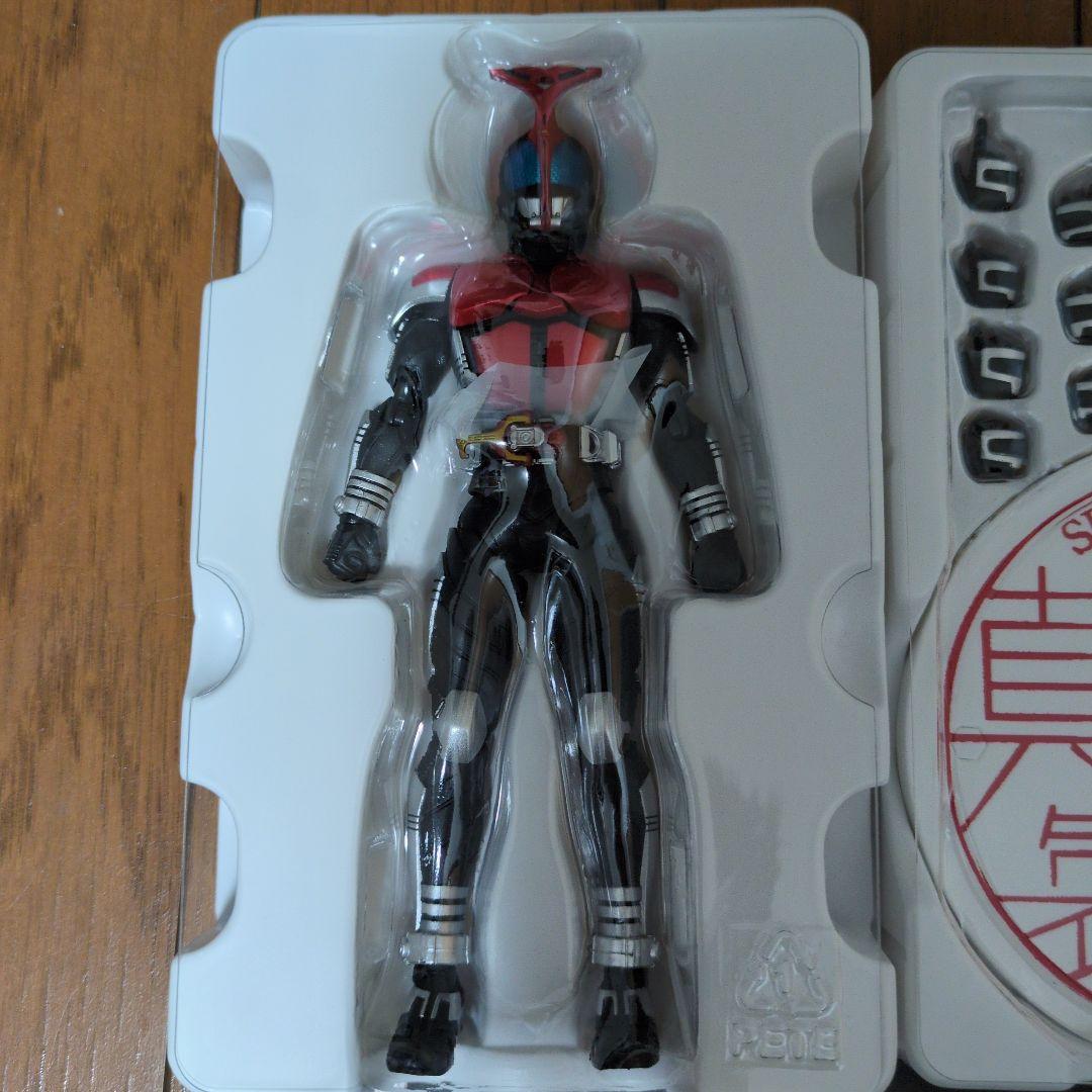 S.H.figuarts 真骨彫 仮面ライダーカブト ハイパーフォーム セット