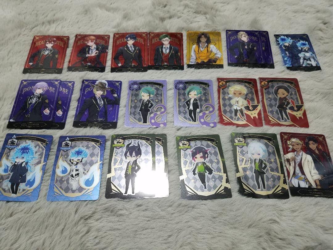 ツイステッドワンダーランド グッズ