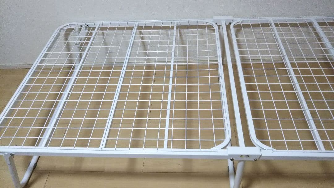 折り畳みベッド シンプル ベッド ジャンク スチールフレーム　メッシュベッド