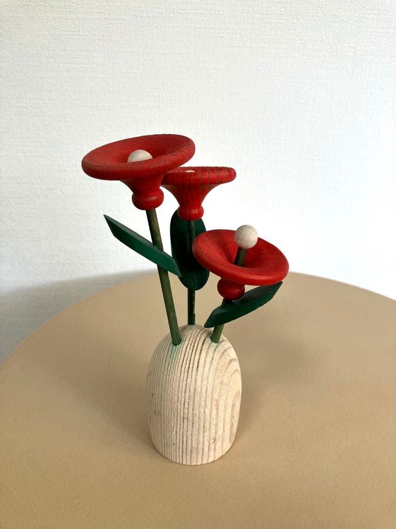 aarikka アーリッカ 3本の赤い花の寄せ植え　木製　オブジェ