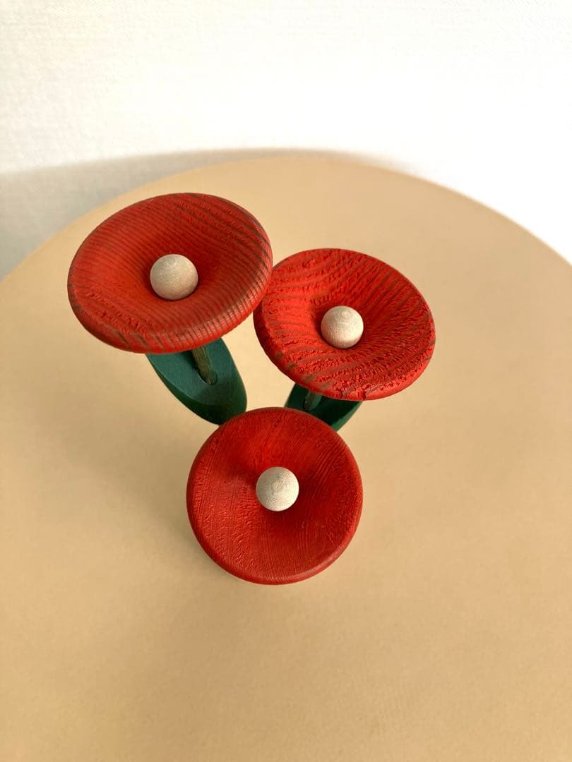 aarikka アーリッカ 3本の赤い花の寄せ植え　木製　オブジェ