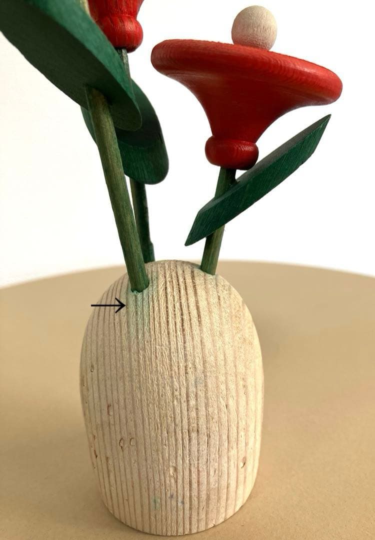 aarikka アーリッカ 3本の赤い花の寄せ植え　木製　オブジェ