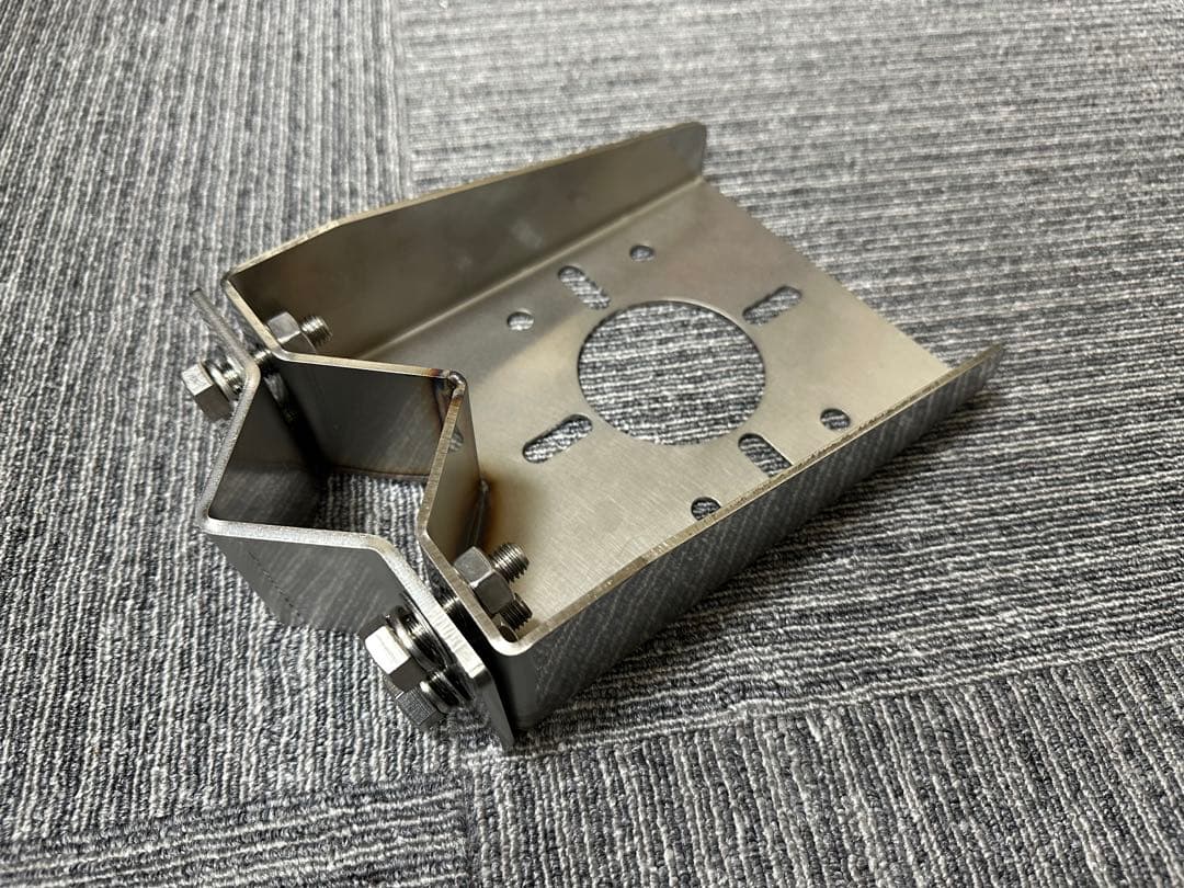 ★★他では売ってません★単管足場パイプローテーター取付ステー