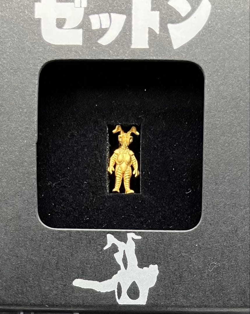 円谷プロ公式　純金K24製ゼットンフィギュア　限定300体
