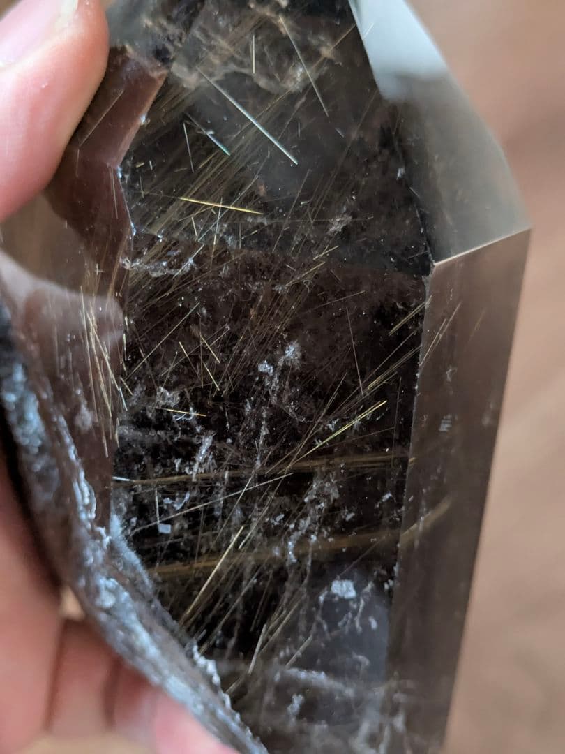 スモーキールチル　原石　ポリッシュ　ブラジル産　オーダーメイド台座付