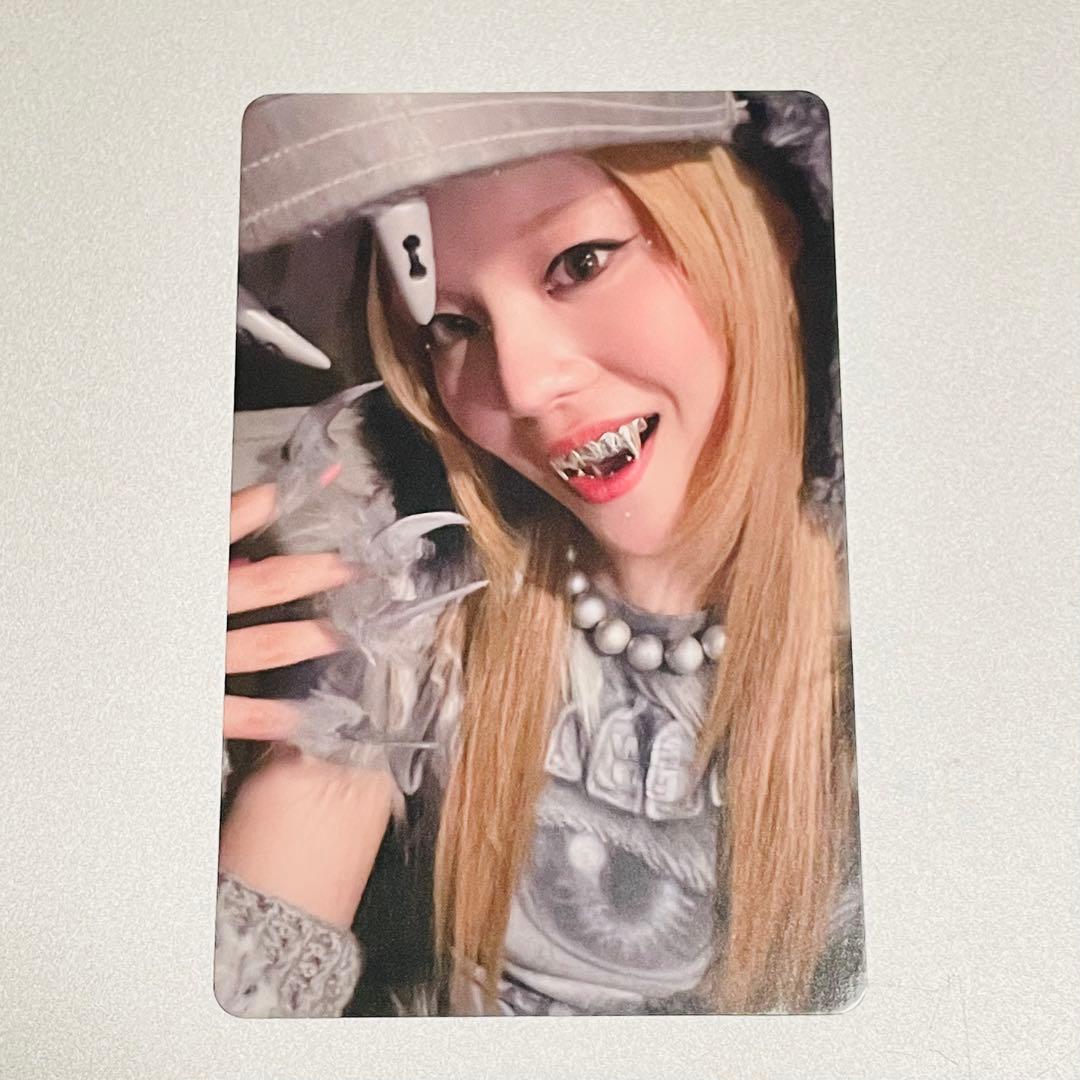 XG WOKE UP トレカ ジュリア JURIA タワレコ限定 - メルカリ