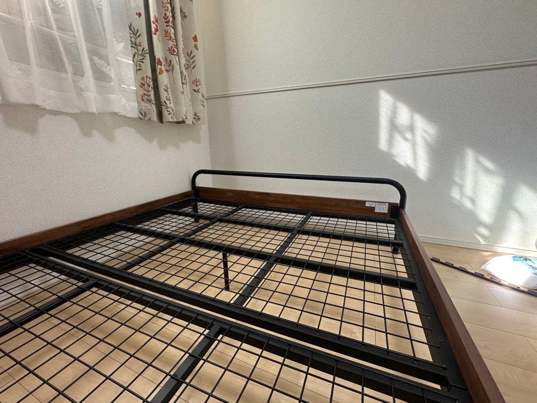 取りに来れる方限定】ニトリ セミダブルベッドフレーム ダンテ - メルカリ