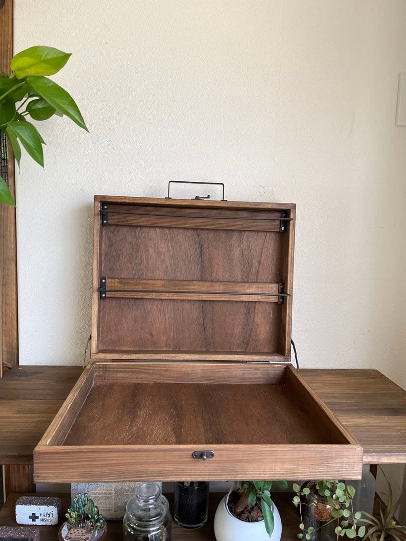 トランク型アイアンバーディスプレイボックス(ブラウン)