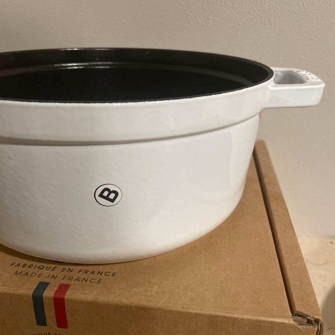 【新品】ストウブ ピコ・ココット ラウンド ホワイト 24cm