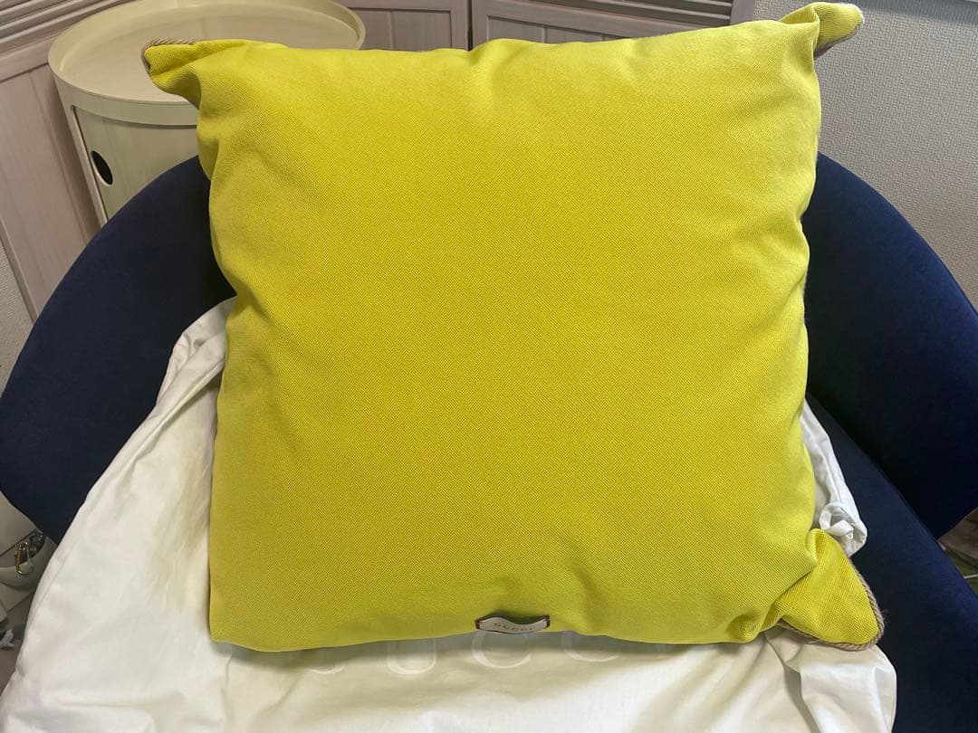 グッチ GUCCI 新品未使用 クッション 特大