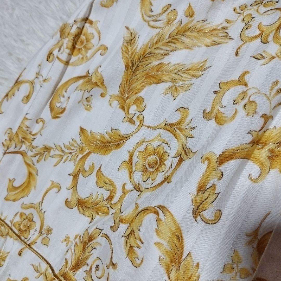 未使用　ChristianDior　カネボウ　コットンエプロン　白×金　ロゴ刺繍