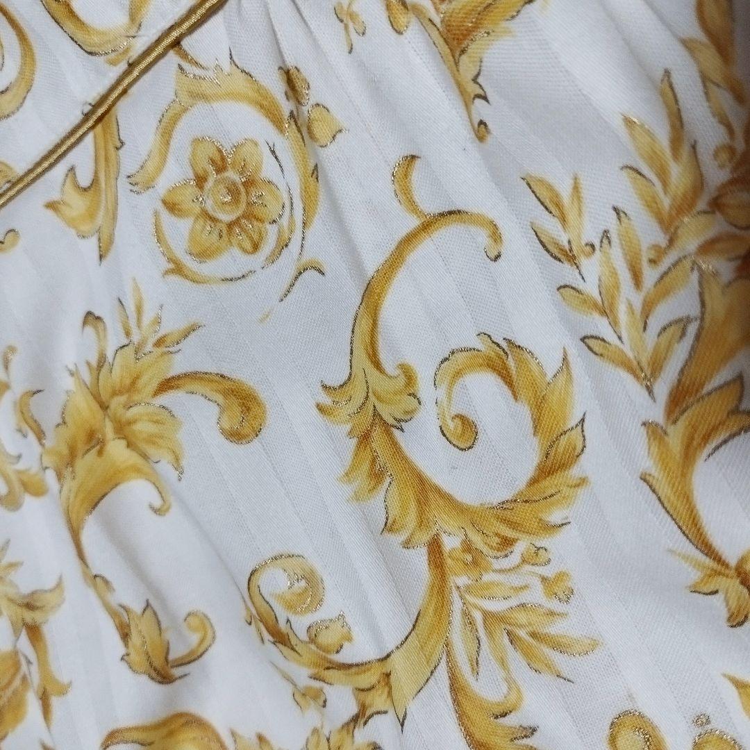 未使用　ChristianDior　カネボウ　コットンエプロン　白×金　ロゴ刺繍