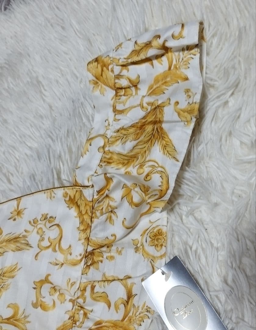 未使用　ChristianDior　カネボウ　コットンエプロン　白×金　ロゴ刺繍