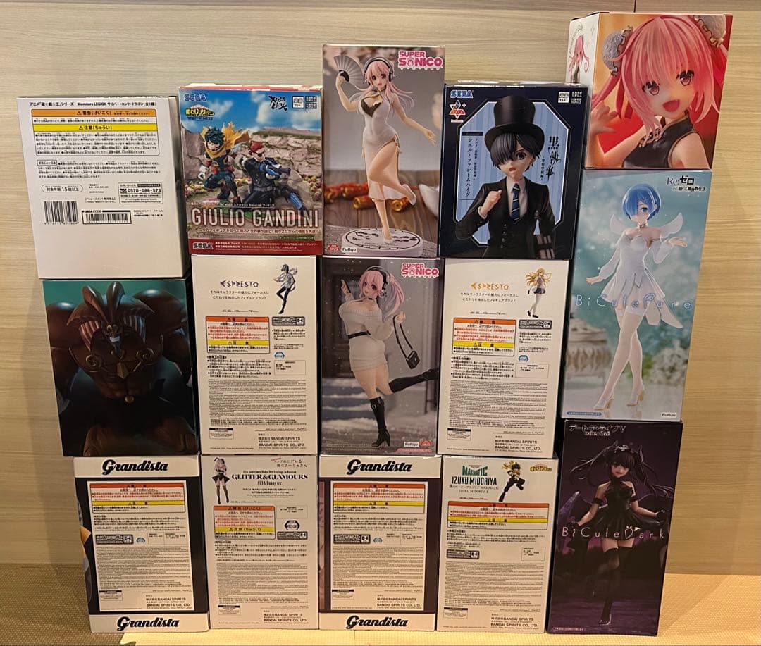 プライズフィギュアまとめ売り 15点セット - メルカリ
