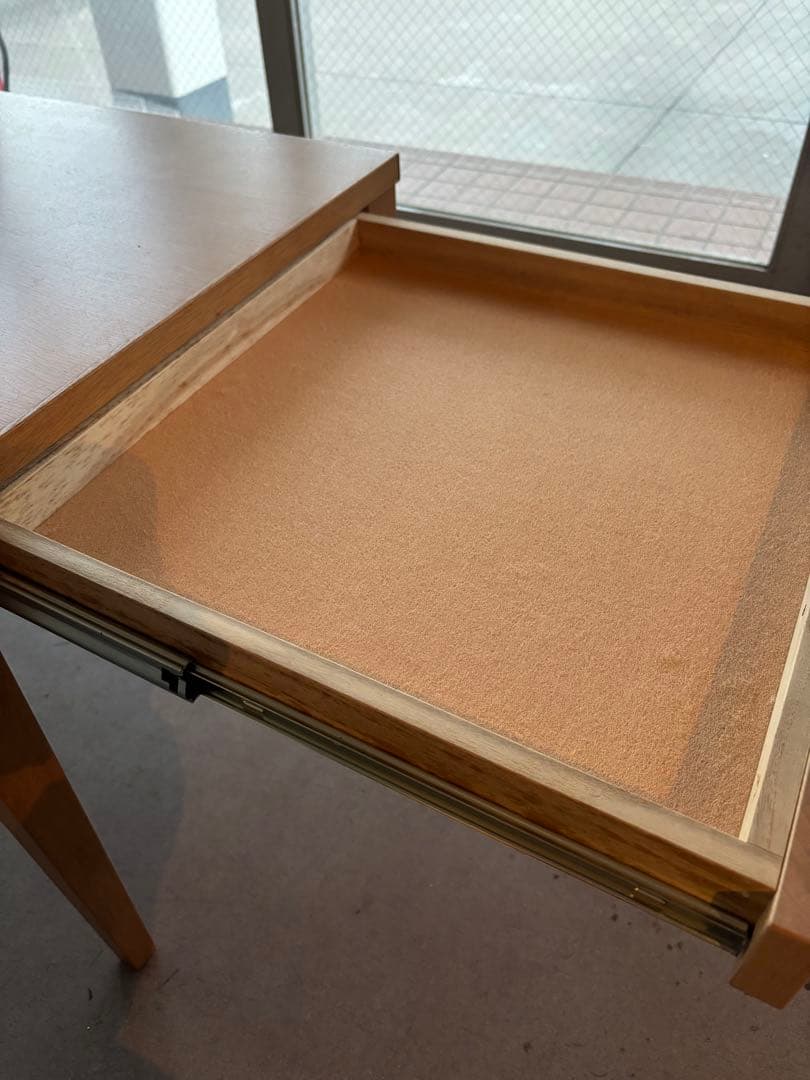 リビングテーブル　ウサミ木工製