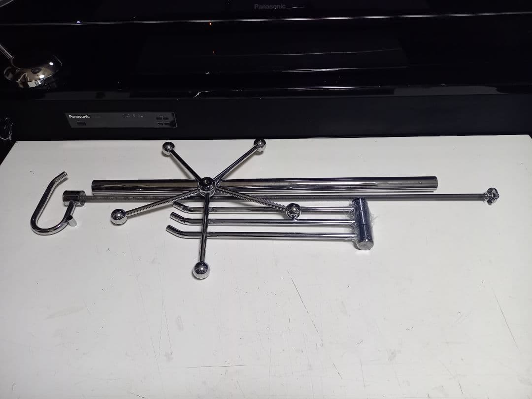 1980's　スペースエイジ　アイアン　メタル　トリプル　ハンガー　ポール