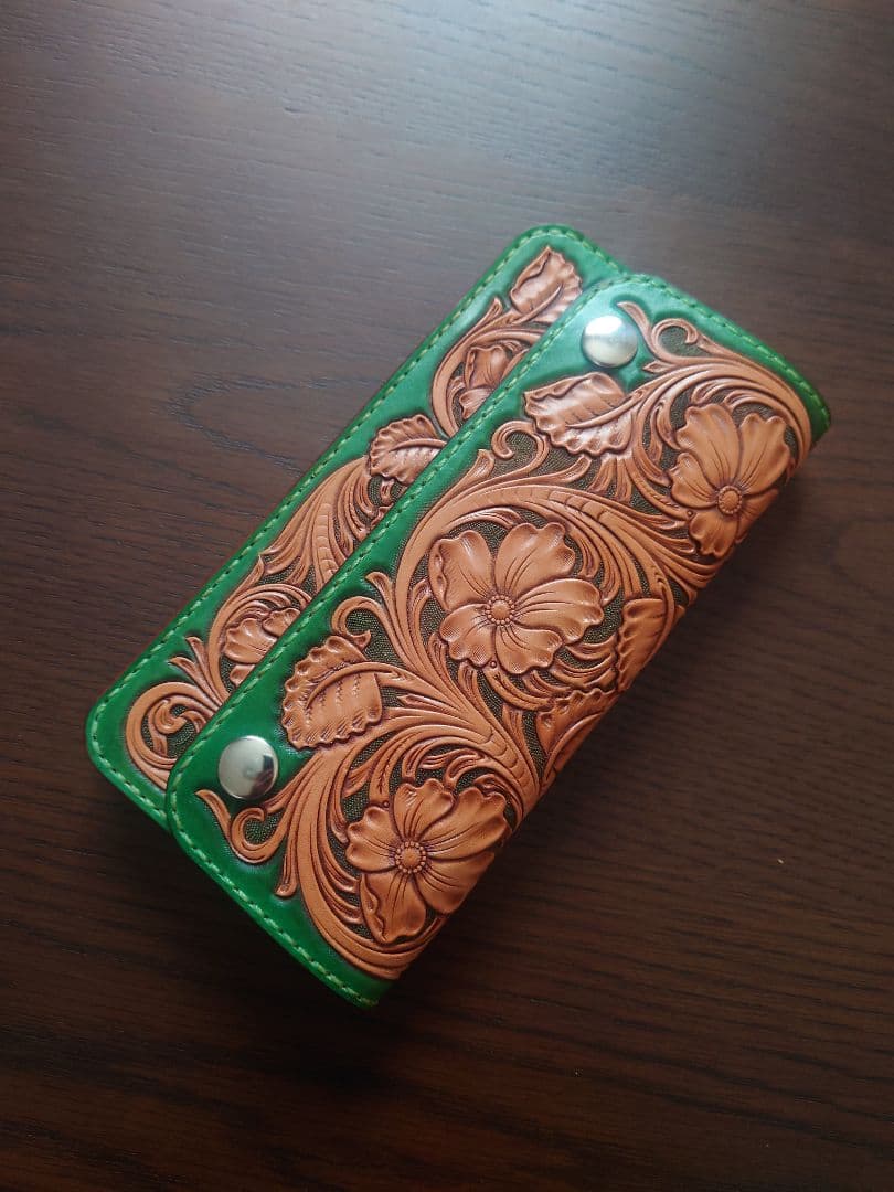 バイカーズ　トラッカーウォレット　カービングウォレット